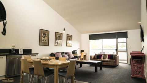 Crown On Darby Newcastle - Tourism Hervey Bay 12