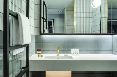 Vibe Hotel Sydney Darling Harbour - Hervey Bay Accommodation 3