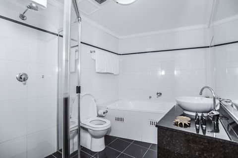 DD Apartments On Kent Street - Hervey Bay Accommodation 24