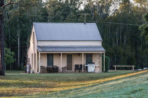 Madigan Wine Country Cottages - Hervey Bay Accommodation 37