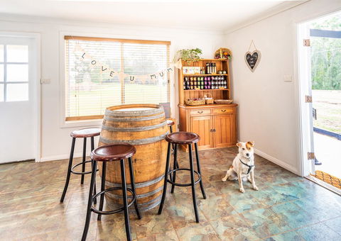 Madigan Wine Country Cottages - Hervey Bay Accommodation 23