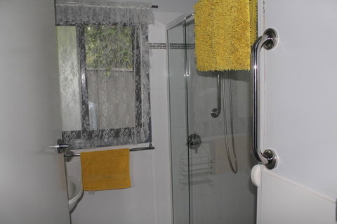 Ducati\'s B And B - Hervey Bay Accommodation 14