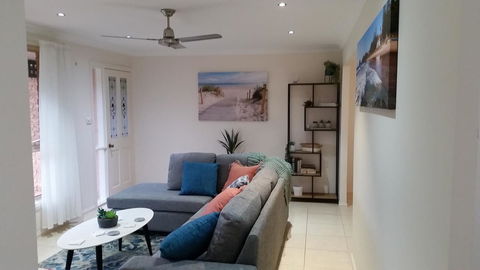 Twin Palms Holiday House At Lighthouse - Hervey Bay Accommodation 5