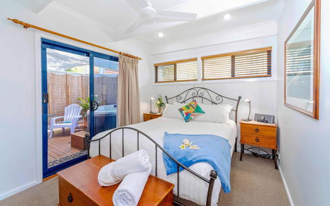 Coast Yamba - Adults Only - Hervey Bay Accommodation 14