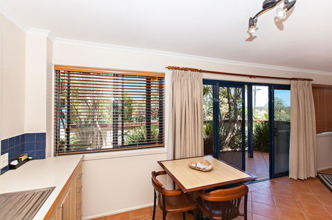 Coast Yamba - Adults Only - Hervey Bay Accommodation 32
