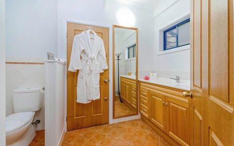 Coast Yamba - Adults Only - Hervey Bay Accommodation 20