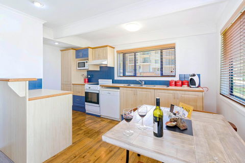Coast Yamba - Adults Only - Hervey Bay Accommodation 8