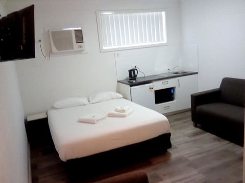 Appin Village Motel - Tourism Hervey Bay 22