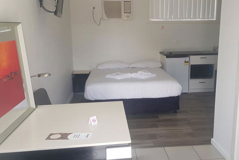 Appin Village Motel - Tourism Hervey Bay 13