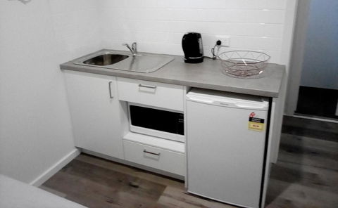Appin Village Motel - Tourism Hervey Bay 2