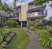 Cape Apartments - Hervey Bay Accommodation