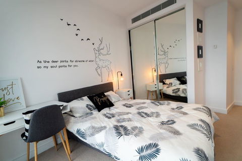 Two Bedroom Darling Harbour Apt Chinatown CBD UTS - Hervey Bay Accommodation 22