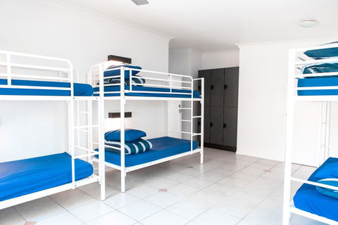 Wake Up! Byron Bay - Hervey Bay Accommodation 34