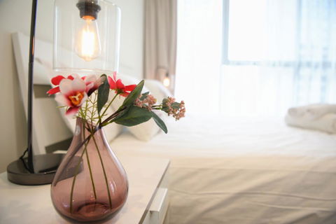Sydney CBD Modern 2 Bedroom Apartment + Free Car Parking - Hervey Bay Accommodation 27