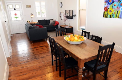 Thelma's Temora - Hervey Bay Accommodation 7