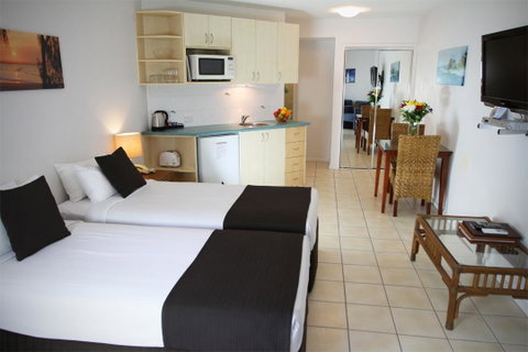The Byron Beachcomber - Hervey Bay Accommodation 9