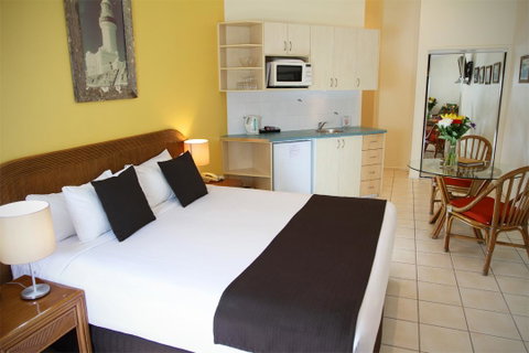 The Byron Beachcomber - Hervey Bay Accommodation 18