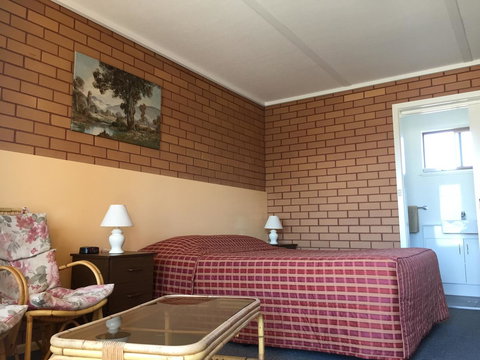 Deniliquin Motel - Hervey Bay Accommodation 8