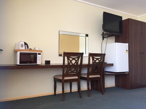 Deniliquin Motel - Hervey Bay Accommodation 16