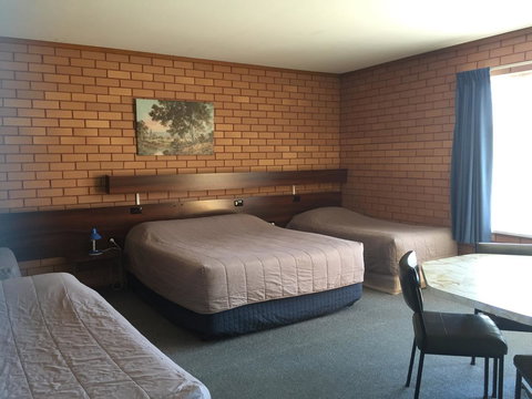 Deniliquin Motel - Hervey Bay Accommodation 14