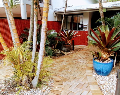 Outrigger Bay - Hervey Bay Accommodation 1