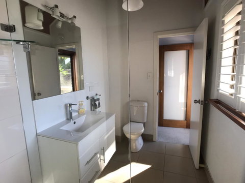 Treetops Everglades Villa - Hervey Bay Accommodation 22