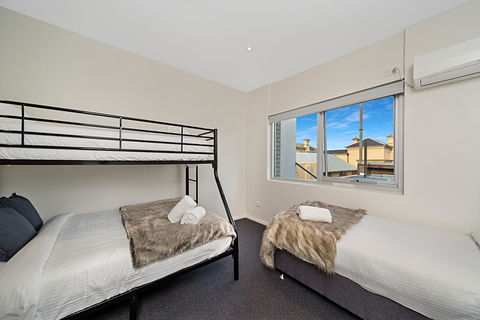 Carlton Suites - Tourism Hervey Bay 22