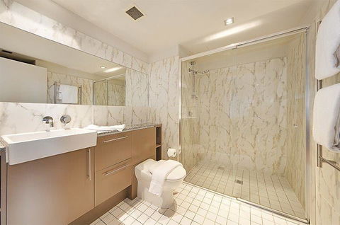 Wyndel Apartments North Sydney - Harbour Watch - Hervey Bay Accommodation 5