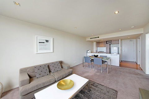 Wyndel Apartments North Sydney - Harbour Watch - Hervey Bay Accommodation 1
