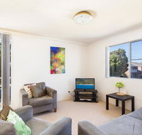 Aquarius 9 - Opposite Wallis Lake - Hervey Bay Accommodation