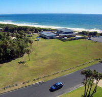 2 Cliff Road - Hervey Bay Accommodation