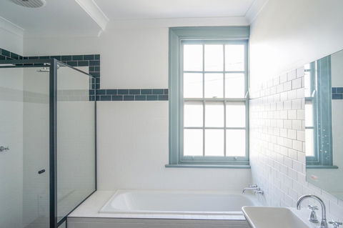 Oasis On Beamish Hotel - Hervey Bay Accommodation 13