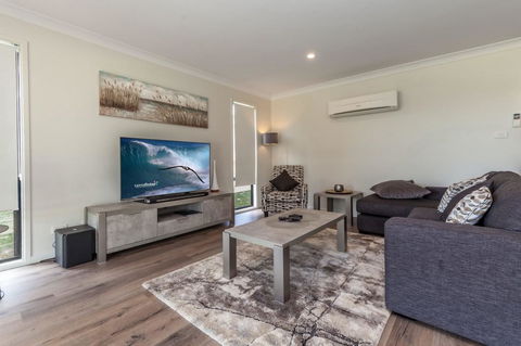 Horizons Retreat & Golf, Villa 133 - Tourism Hervey Bay 1
