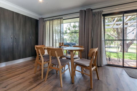 Horizons Retreat & Golf, Villa 133 - Tourism Hervey Bay 4