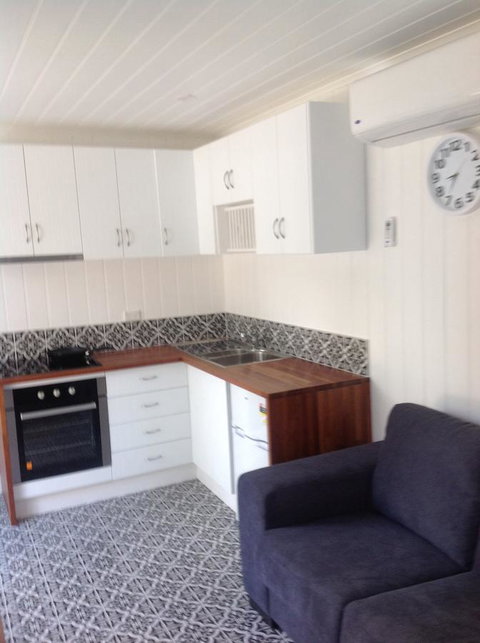 Hideaway Holiday Apartments - Hervey Bay Accommodation 8