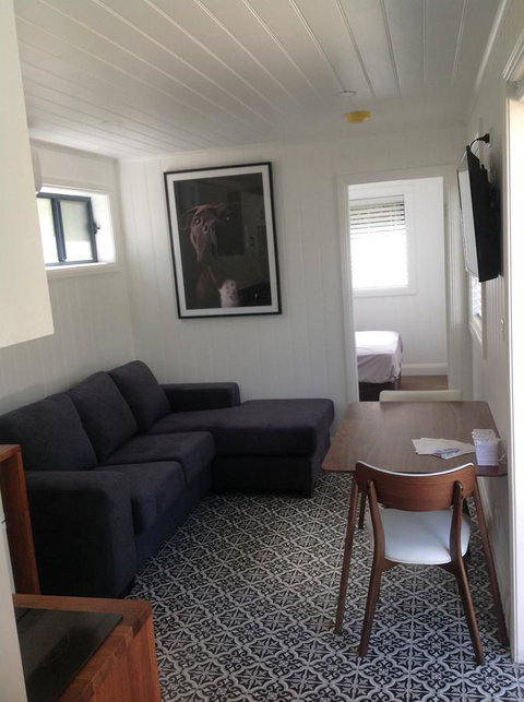 Hideaway Holiday Apartments - Hervey Bay Accommodation 5