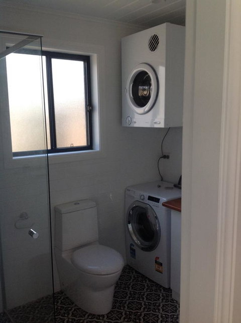 Hideaway Holiday Apartments - Hervey Bay Accommodation 6