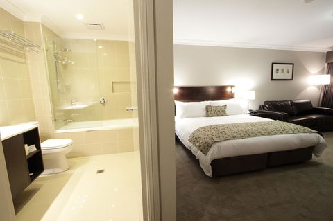 Carlyle Suites & Apartments - Tourism Hervey Bay 10
