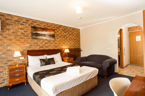 Hume Country Motor Inn - Hervey Bay Accommodation 3