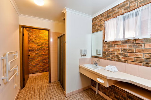Hume Country Motor Inn - Hervey Bay Accommodation 35