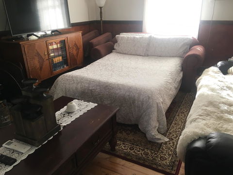 Caledonia Cottage - Hervey Bay Accommodation 4