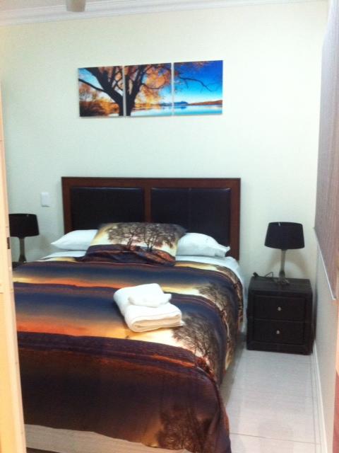 Nomikis\'On The Avenue - Hervey Bay Accommodation 21