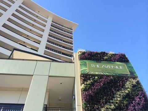 Nomikis\'On The Avenue - Hervey Bay Accommodation 9