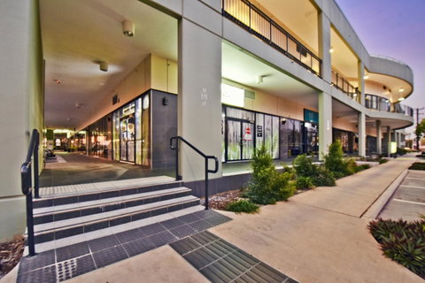 Nomikis\'On The Avenue - Hervey Bay Accommodation 8