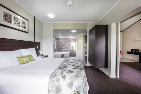 Mercure Darwin Airport Resort - Hervey Bay Accommodation 14