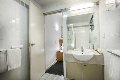 Mercure Darwin Airport Resort - Hervey Bay Accommodation 24