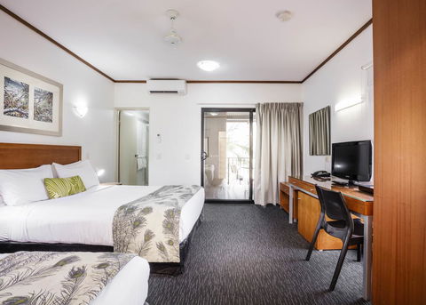 Mercure Darwin Airport Resort - Hervey Bay Accommodation 16
