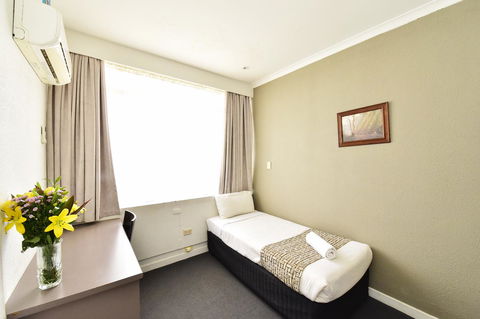 Diplomat Hotel Alice Springs - Tourism Hervey Bay 7