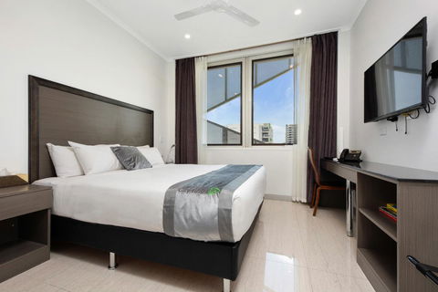 Darwin City Hotel - Tourism Hervey Bay 1