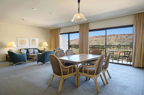 DoubleTree By Hilton Alice Springs - Tourism Hervey Bay 11